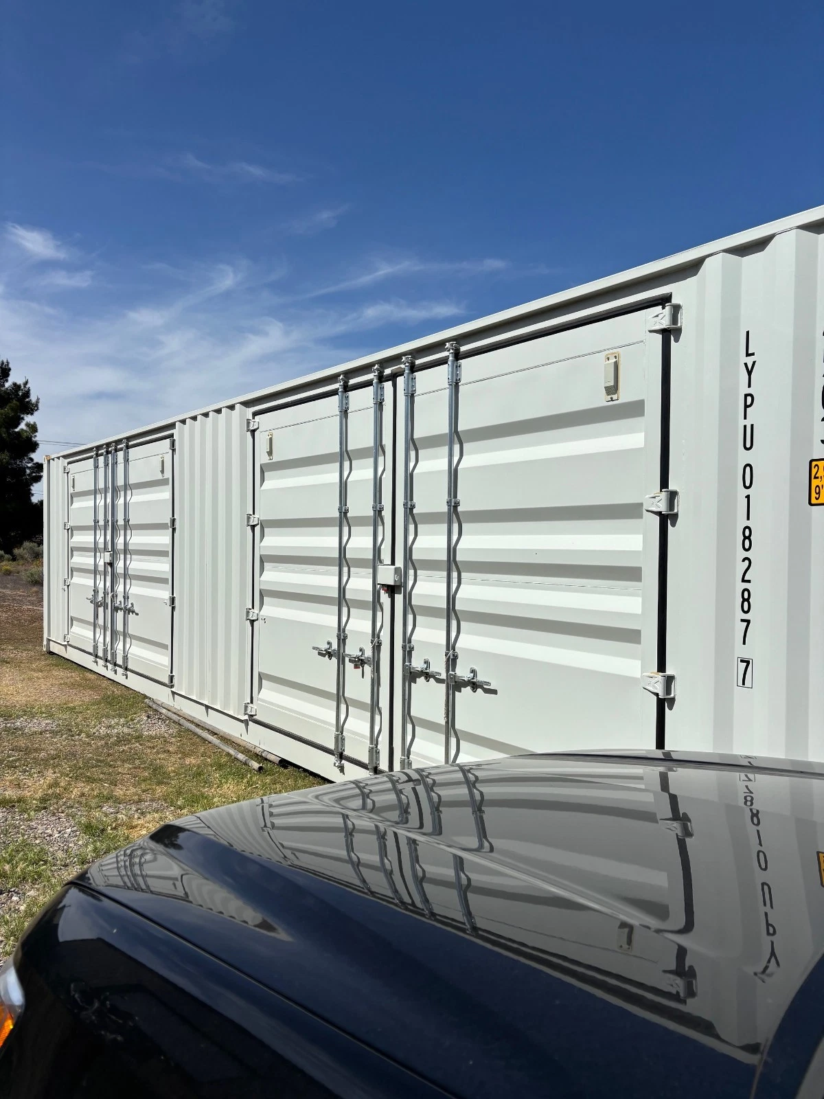 40′ HIGH CUBE SHIPPING CONTAINER
